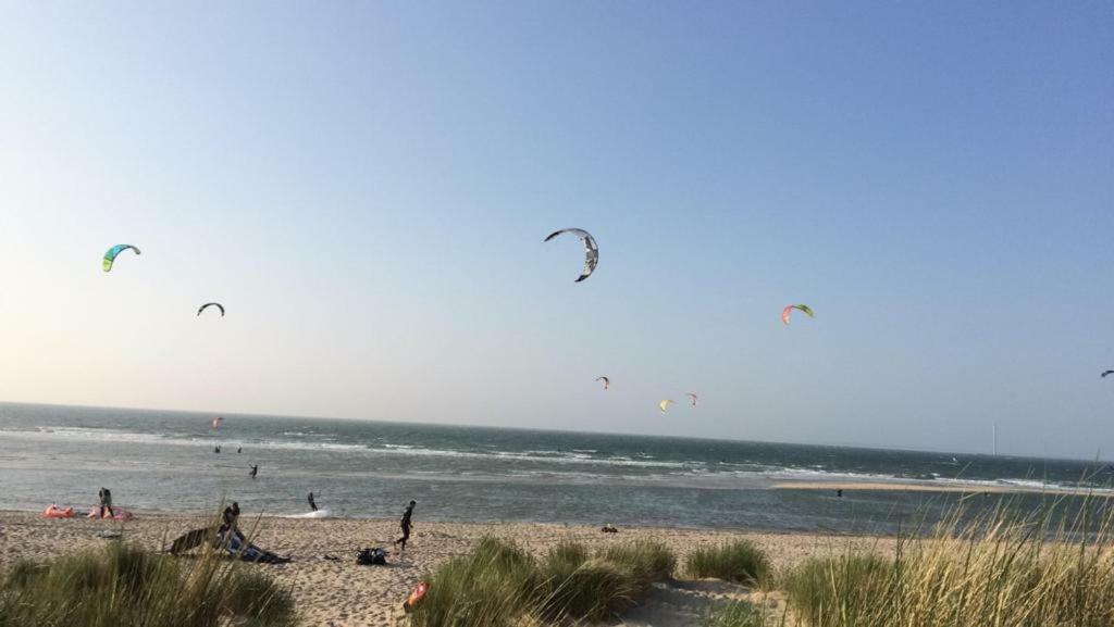 Huisje Aan Zee Villa Oostkapelle Luaran gambar